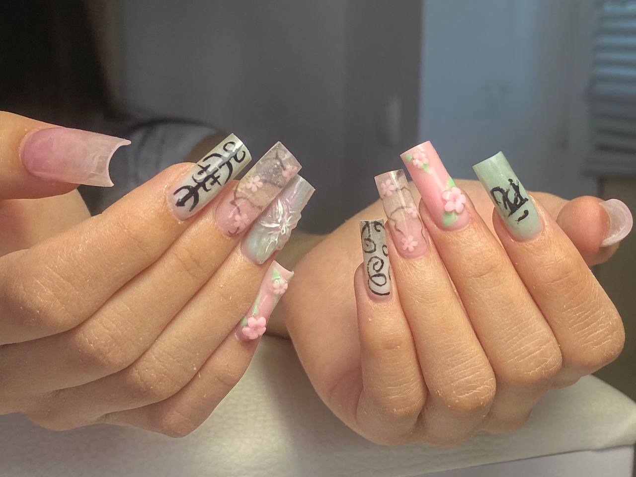 Sakura blossom nail art